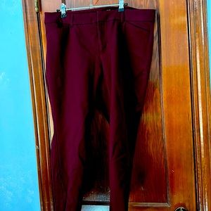 Old Navy Ankle Length Pixie